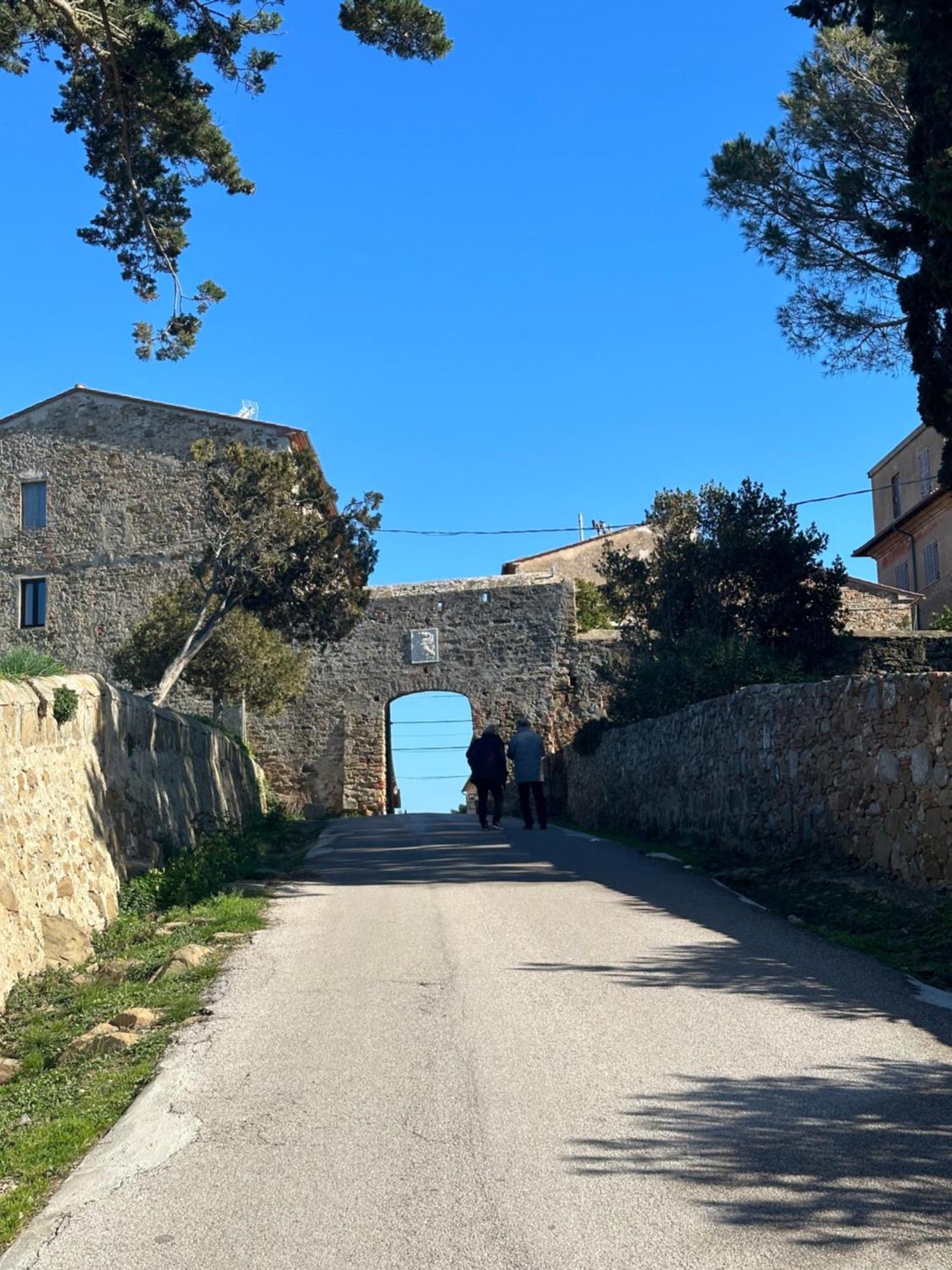 La Casa Di Nonna Ottorina Apartman Venturina Terme Kültér fotó